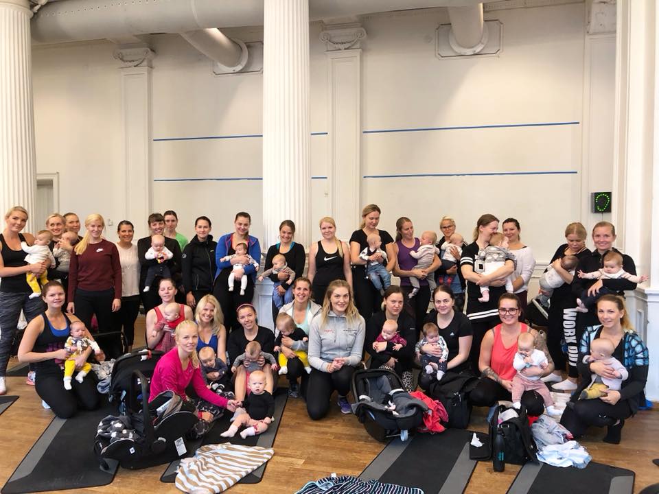 42102933 10160771922860576 2725825080582995968 N