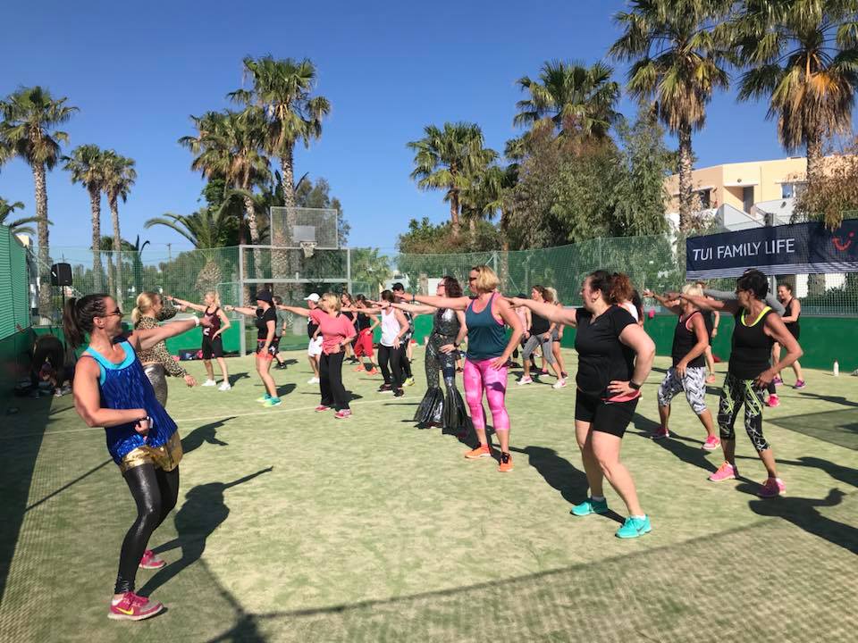 32880559 10160310087330576 7280438336630554624 N